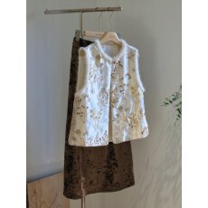 批发高级感新中式水貂毛粉色刺绣马甲女减龄国风秋<b class='q'>冬</b>年轻夹棉加厚