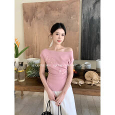 批发SE GENTLE SUN秀熙熙春新款气质浪漫<b class='q'>花朵</b>一字肩针织衫打底上衣