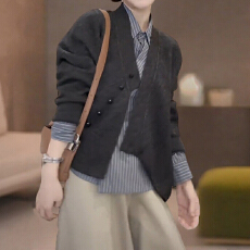 批发小个子时尚气质显瘦洋气<b class='q'>开衫</b>上衣韩系纯色百搭<b class='q'>不规则</b>V领针织衫女