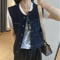 批发短款牛仔马甲女款夏季洋气时髦休闲复古圆领无袖坎肩背心马夹上衣