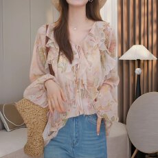 批发夏季时尚荷叶边碎花v领长袖<b class='q'>衬衫</b>女法式气质喇叭袖防晒罩衫上衣潮