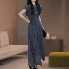 批发法式温柔风碎花圆领连衣裙女夏季<b class='q'>胖</b>mm<b class='q'>收腰</b>显瘦优雅气质泡泡袖长裙