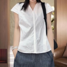 批发<b class='q'>胖</b>mm<b class='q'>时尚</b>简约V领小飞袖衬衫女夏季荷叶花边下摆洋气减龄显瘦上衣