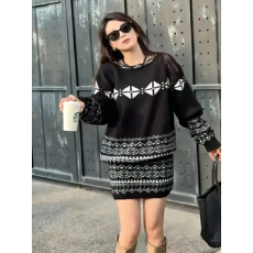 批发复古提花撞色针织套装女25秋冬新款宽松毛衣高腰裙时尚毛衣两件套