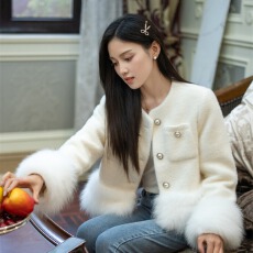 批发北岛甜心名媛真狐狸毛皮草外套短款圆领小香风呢子大衣加厚显瘦冬