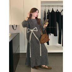 批发UM毛衣套装两件套女秋冬慵懒风设计感针织上衣半身裙搭配一整套<b class='q'>春</b>