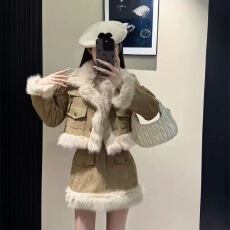 批发实体档口高级感洋气时尚套装女2025<b class='q'>秋</b>冬加厚短款外套半身裙两件套