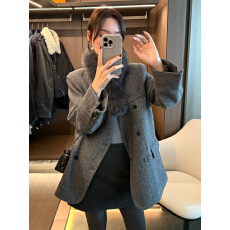 批发狐狸毛领羊毛呢白鹅绒西装羽绒服女<b class='q'>欧洲</b>站2025冬装新款欧货女装潮