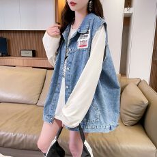 批发实拍 新款<b class='q'>牛仔</b><b class='q'>马甲</b><b class='q'>背心</b>女秋季口袋宽松韩版<b class='q'>马夹</b>外套百搭上衣