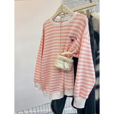 批发<b class='q'>实拍</b> 原版 后包领 2026春装新款韩版时尚爱心刺绣条纹卫衣女<b class='q'>大码</b>