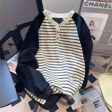 批发高品质+后包领 韩版纯棉黑白条纹撞色V领插肩长袖T恤女春<b class='q'>秋装</b><b class='q'>大码</b>