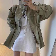 批发外贸<b class='q'>韩国</b>chic复古气质翻领拉链式暗扣抽褶收腰显瘦百搭<b class='q'>风衣外套</b>女