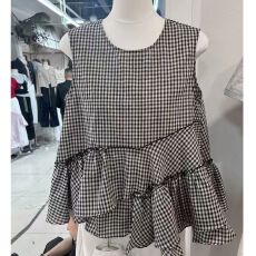 批发2026夏季新款韩版气质不规则荷叶边<b class='q'>上衣</b>娃娃衫女宽松无袖背心潮