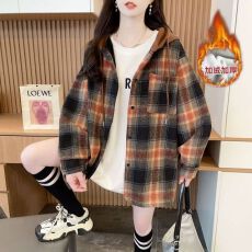 批发实拍原布格子后包领复古格子<b class='q'>衬衫女</b>秋冬季加绒加厚中长款连帽外套