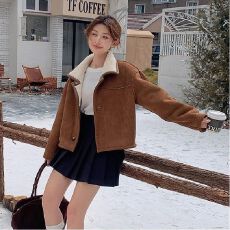 批发皮毛一体可双面穿羊羔毛<b class='q'>外套</b>女小个子时尚气质加厚短款麂皮绒上衣