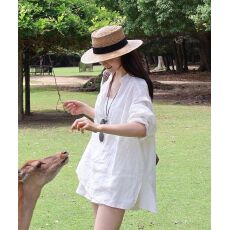 批发时尚百搭慵懒随性白色套装女2026夏休闲度假风V领衬衫短裤两件套