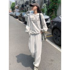 批发2024新款女装盐系高级感轻熟风休闲运动卫衣两件套装裤女<b class='q'>春</b>秋