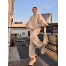 批发慵懒休闲绣花套装女<b class='q'>春</b>秋季2024年新款宽松boyish风运动卫衣束脚裤