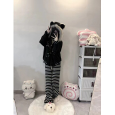 批发新品可爱小个子猫耳朵毛领棉服<b class='q'>外套</b>女秋冬新款设计感刺绣棉衣<b class='q'>上装</b>