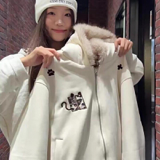 批发夹棉 麂皮绒 原版面料  韩系穿搭麂皮绒外套拉链式杏色棉服女上衣