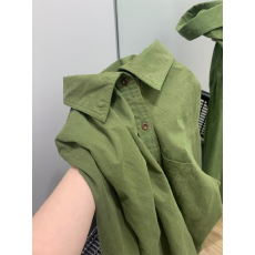 批发感草绿色衬衫女早春装韩系休闲设计感上衣港风高级感长袖上衣