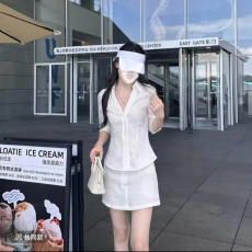 批发白色polo领领掐腰中袖衬衫女夏季高腰<b class='q'>包臀</b>半身裙<b class='q'>短裙</b>老钱风两件套