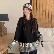 批发<b class='q'>北极</b><b class='q'>绒</b>毛衣+帽子 慵懒风长袖时尚百搭减龄毛衣别致撞色圆领针织衫