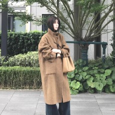 批发牛角扣大衣女2025新款秋冬毛呢外套小个子<b class='q'>赫本</b><b class='q'>风</b>高级感气质正流行