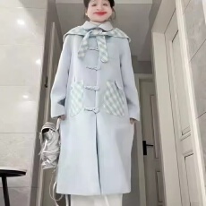 批发2025秋冬新款蓝色高级感超好看韩系温柔显瘦小个子单排扣<b class='q'>赫本</b><b class='q'>风</b>女