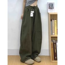 批发美式军绿色小众<b class='q'>牛仔裤</b>高腰复古新款设计宽松显瘦百搭阔腿拖地长裤