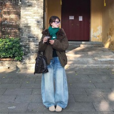 批发美式高街牛仔裤女春季2026新款大码胖mm宽松直筒阔腿拖地镰刀裤子