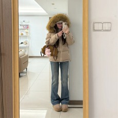 批发美式复古微喇牛仔裤春季2026新款低腰修身不贴腿马蹄喇叭裤子