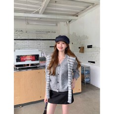 批发软糯长袖针织毛衣外套2025秋季新款韩系宽松条纹披肩外搭<b class='q'>开衫</b>女潮