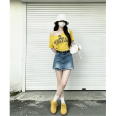 批发复古高腰阔腿<b class='q'>牛仔</b><b class='q'>短裤</b>裙女夏季新款设计感宽松显瘦休闲百搭热裤子