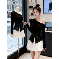 批发韩系氛围感穿搭套装女秋冬黑色斜肩长袖上衣白色百褶<b class='q'>半身裙</b>两件套