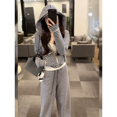 批发慵懒风气质连帽<b class='q'>条纹</b>上衣阔腿裤女装2025秋冬新款辣妹休闲懒人<b class='q'>套装</b>