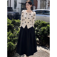 批发小香风气质两件套<b class='q'>女</b>装2026秋冬新款赫本风时尚波点针织上衣<b class='q'>半身裙</b>