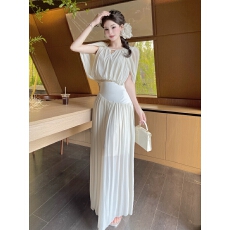 批发实拍心动缪斯名媛气质设计感压褶斗篷无袖上衣＋高腰百褶<b class='q'>伞</b><b class='q'>裙</b>
