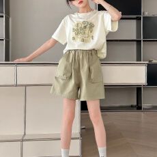 批发<b class='q'>女</b>童<b class='q'>套</b>装<b class='q'>2026</b>夏季新款中大童洋气短袖t恤夏装网红炸街儿童装短裤