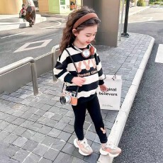 批发女大童条纹卫衣春秋款新款洋气小女孩<b class='q'>韩版</b>宽松中长款圆领上衣
