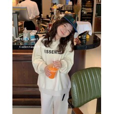 批发<b class='q'>韩国</b><b class='q'>童装女童</b>POLO领套装春秋装2025新款洋气时髦女孩网红两件套潮