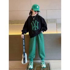 批发女<b class='q'>童</b><b class='q'>套装</b><b class='q'>春</b>装2025新款女<b class='q'>大</b><b class='q'>童</b>网红时髦洋气儿<b class='q'>童</b>春秋装运动两件套潮