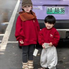 批发儿童加绒加厚连帽红色卫衣2026<b class='q'>新款</b>马年年服爆款<b class='q'>亲子装</b>姐弟装上衣