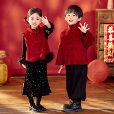 批发女童新年套装秋冬新款<b class='q'>儿童</b>女孩国风红色毛衣裤子大童中式过年衣服