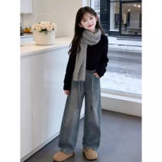 批发<b class='q'>女童</b>202<b class='q'>6</b>新款春秋烫钻时髦<b class='q'>牛仔</b>裤弯刀裤超洋气直筒裤满钻百搭