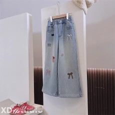 批发<b class='q'>女童</b>202<b class='q'>6</b>新款春秋蝴蝶结时髦<b class='q'>牛仔</b>裤弯刀裤超洋气直百搭阔腿裤