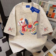 批发夏季扎染儿童短袖T恤2026新款仿刺绣小马洋气印花中大童宽松上衣