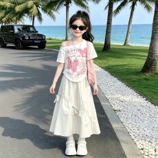 批发女<b class='q'>童</b><b class='q'>印花</b>休闲短<b class='q'>袖套装</b>夏季2026新款洋气女大<b class='q'>童</b>披肩百搭休闲