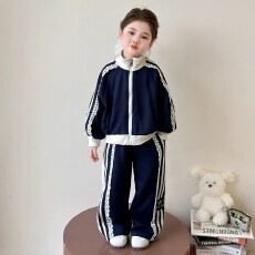 批发<b class='q'>女</b><b class='q'>童</b>2026春秋季套装新款韩版百搭长袖外套<b class='q'>宽松</b>长裤运动两件套潮