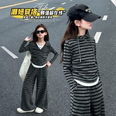 批发女童春秋薄款条纹连帽卫衣套装中大童女孩<b class='q'>休闲</b>两件套网红潮流秋装